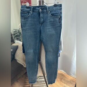 Silver Jeans Avery Skinny Denim - EUC